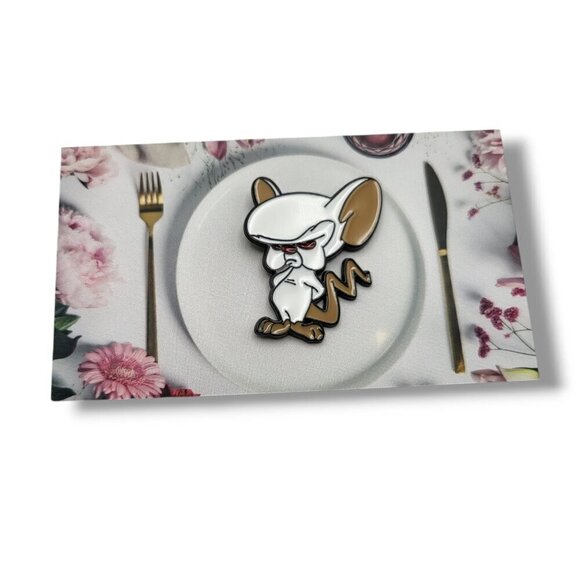 Pinky and the Brain - Brain Brooch/Pin - Picture 3 of 7
